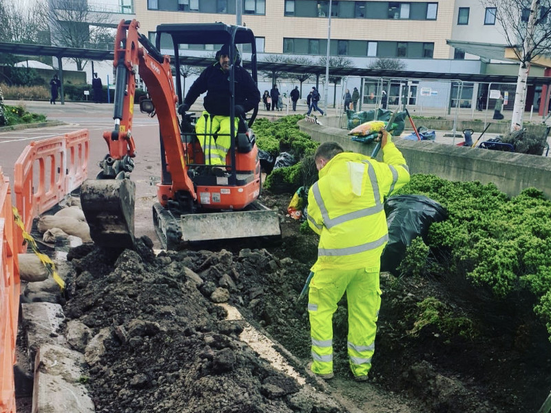central middlesex hospital tarmac works 4